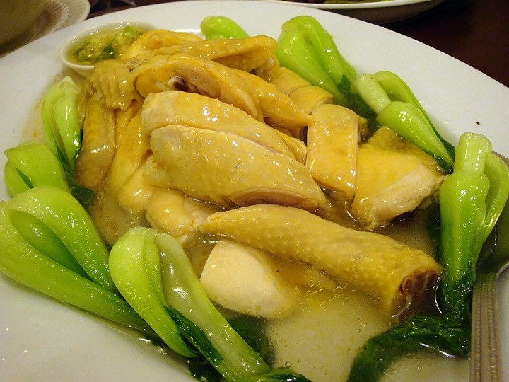 White-cut chicken