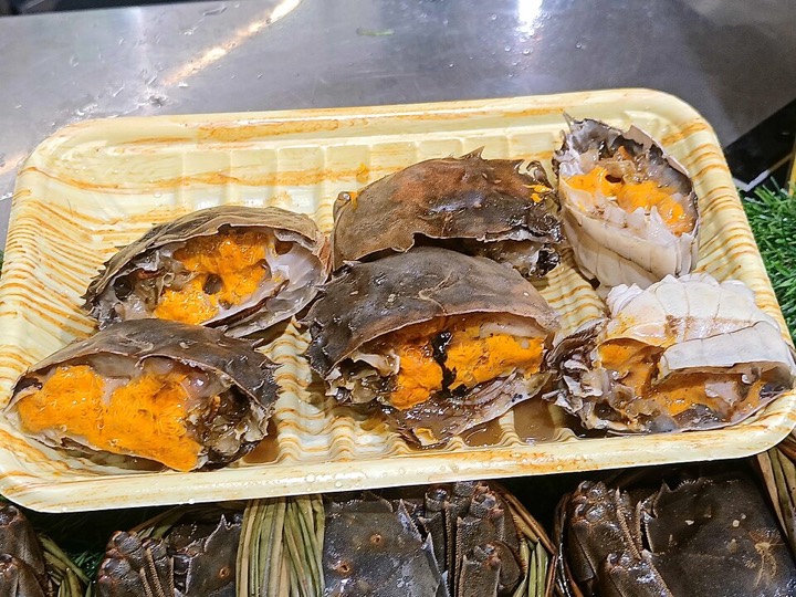 A hairy crab cut in half